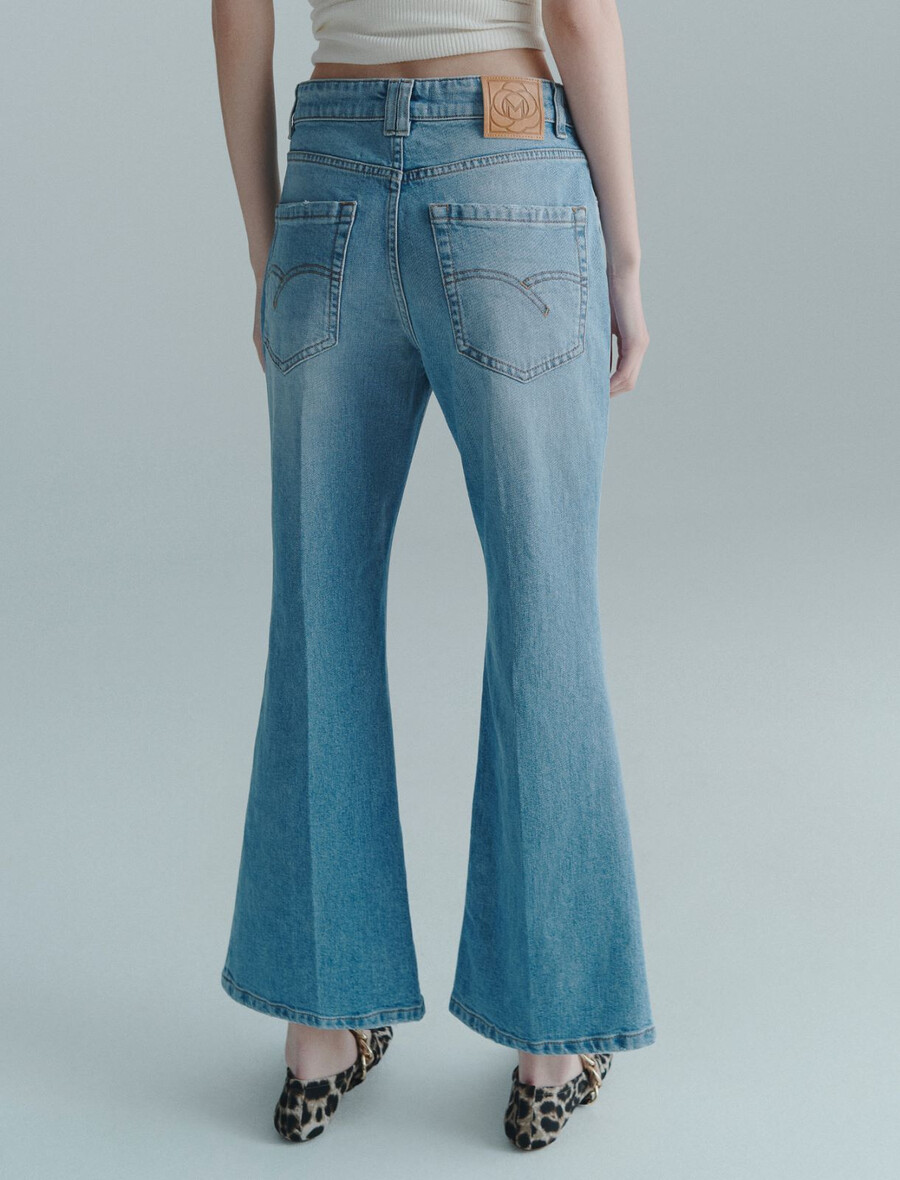 jean évasé court - bleu clair