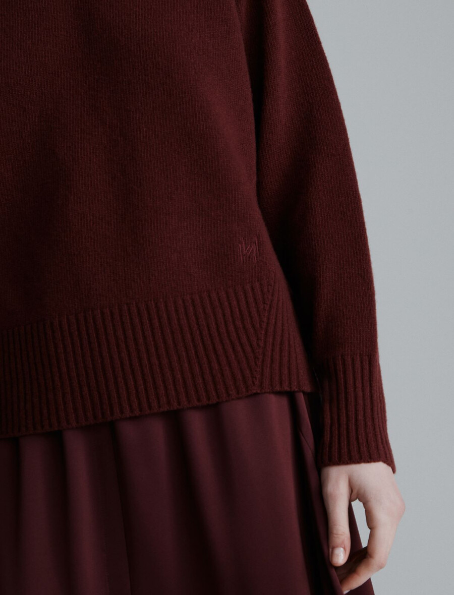 pull en pure laine à la coupe carrée - bordeaux