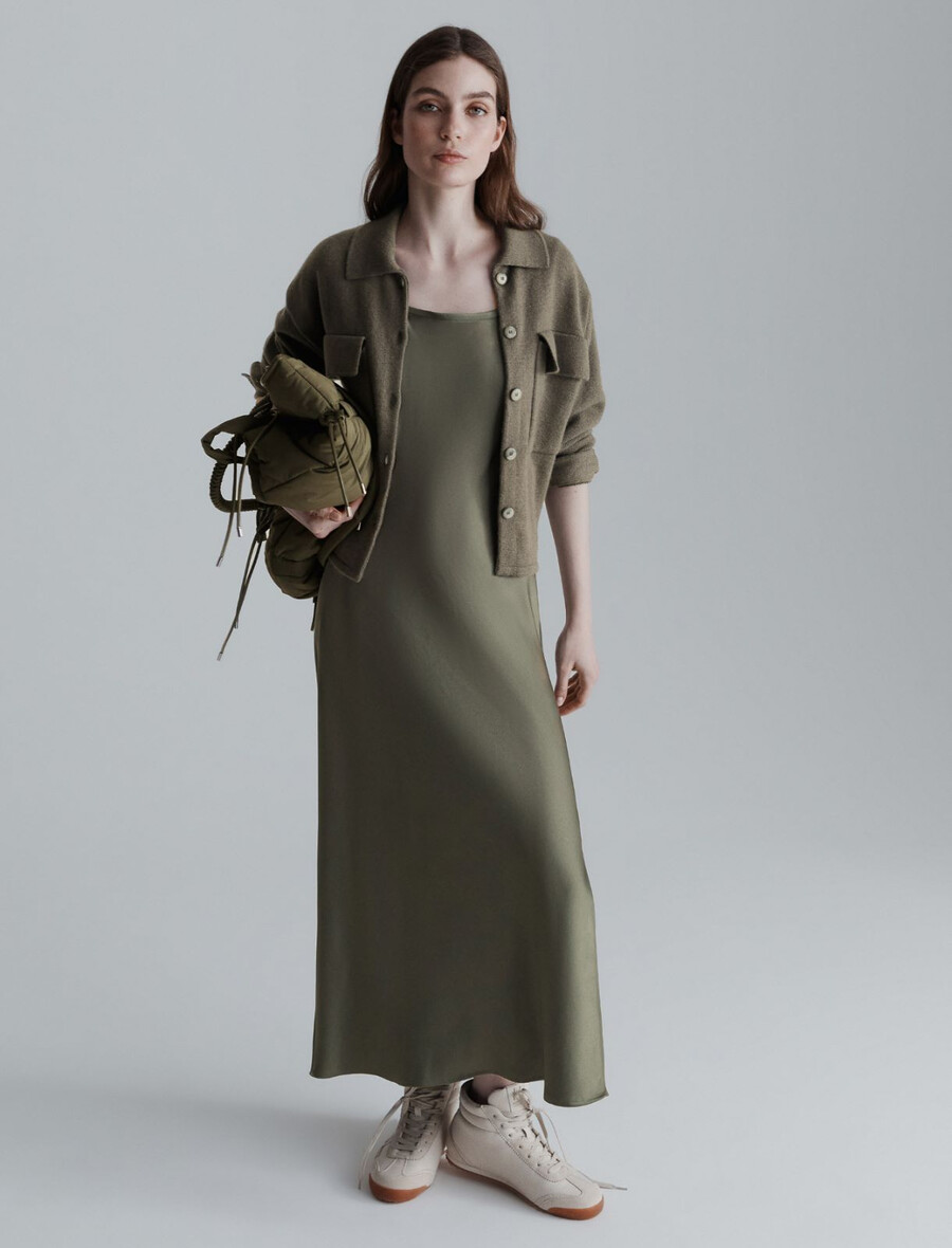 robe nuisette en satin - olive