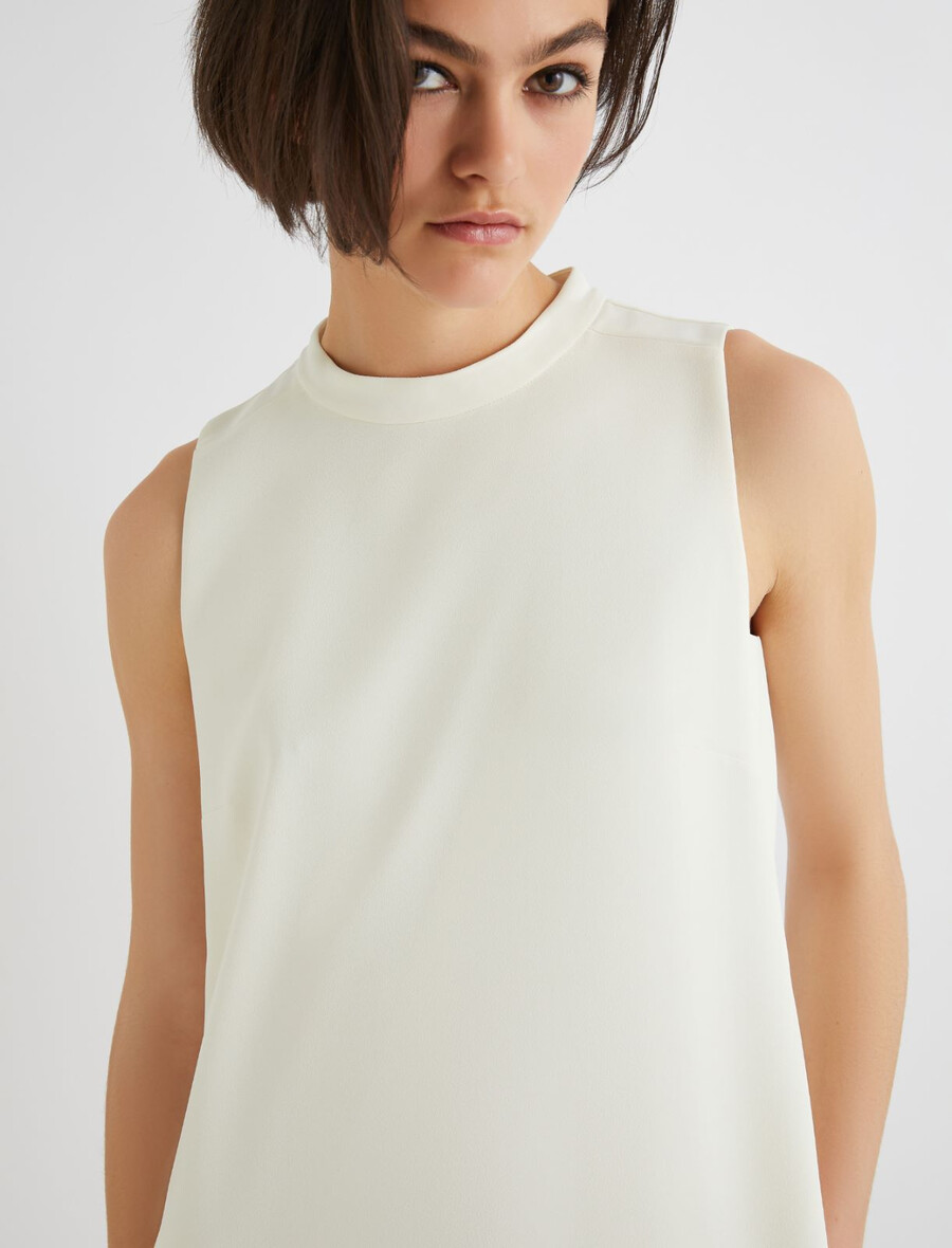 robe sans manches en crêpe satinée - blanc laine